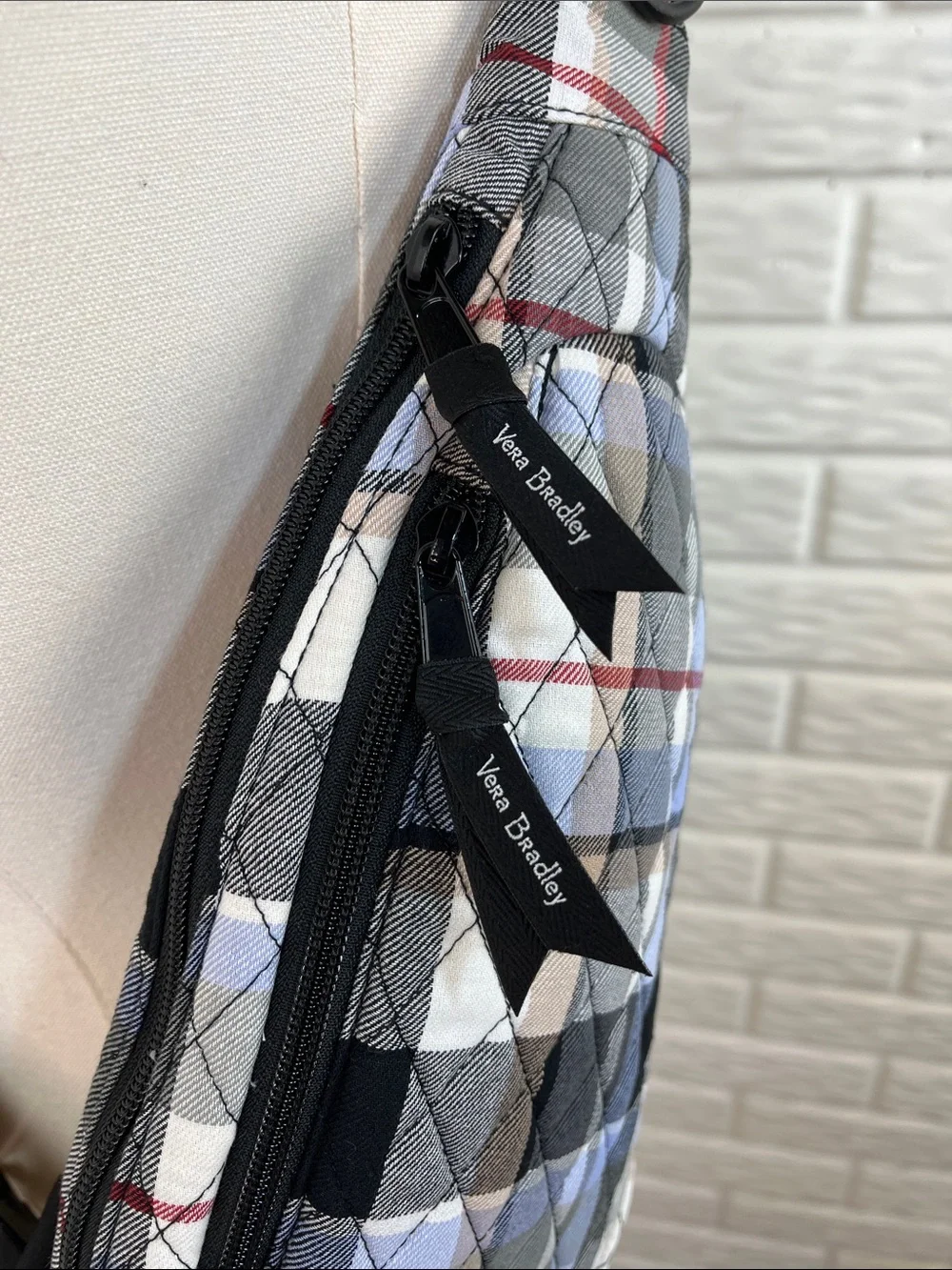 VERA BRADLEY ESSENTIAL SLING BAG PLAID QUILTED SMALL BACKPACK NWOT